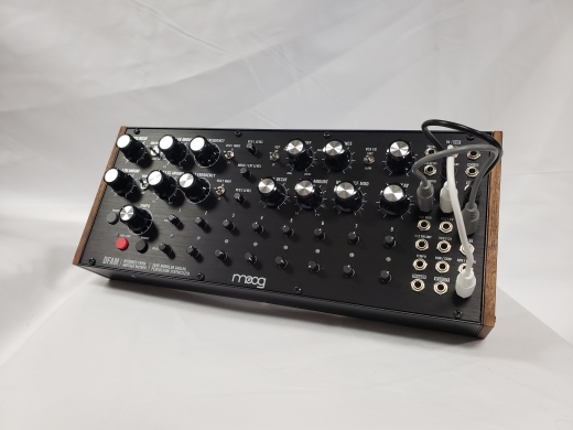 Moog - DFAM